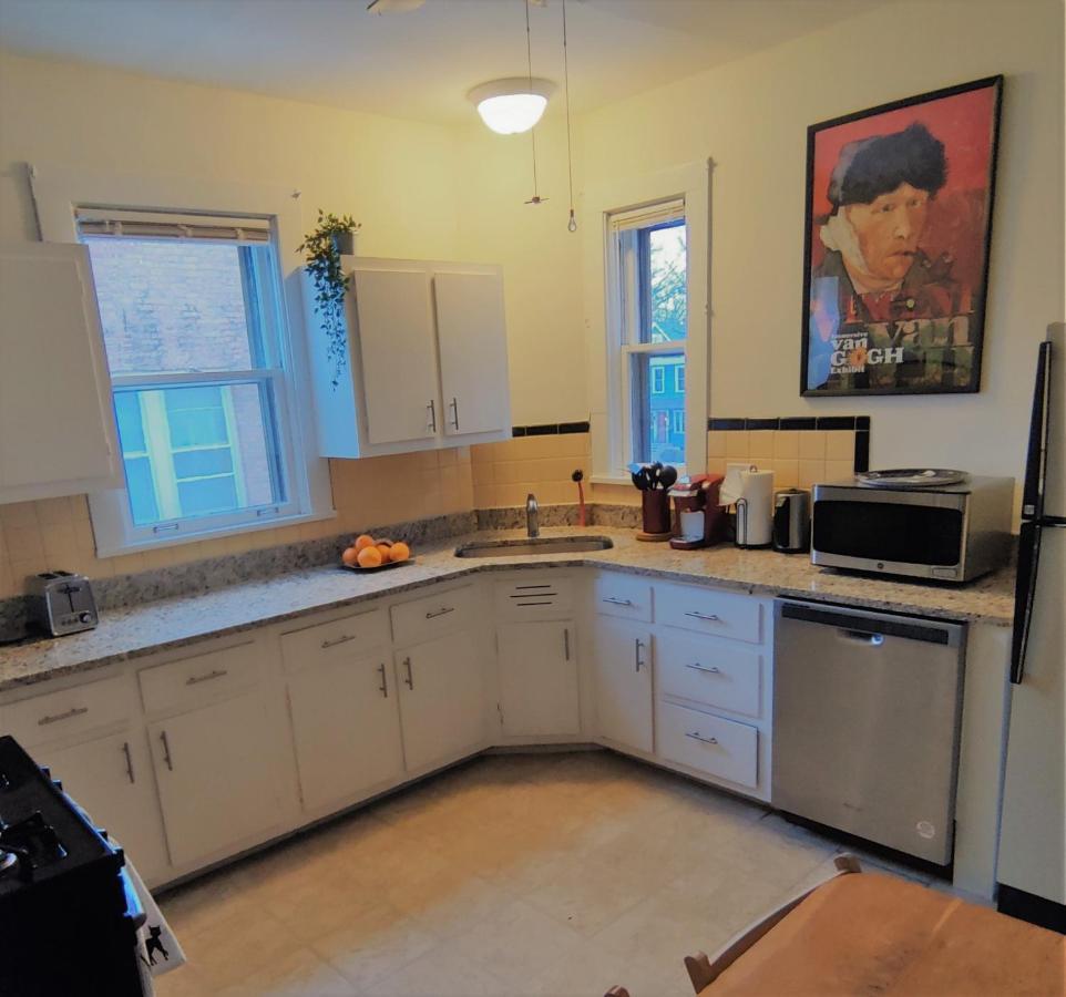 Apartment Historic For 6 / Hemingway District Oak Park